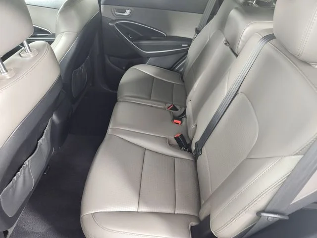Used 2014 Silver Hyundai Base image 15