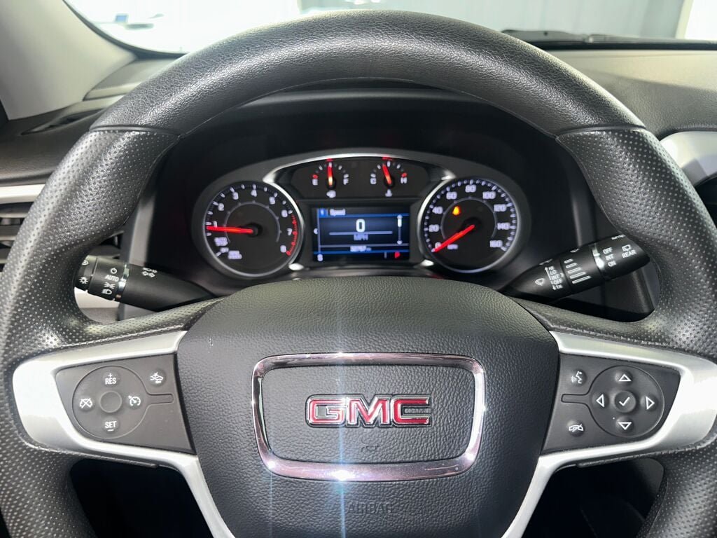 Used 2023 Ebony Twilight Metallic GMC SLE image 10
