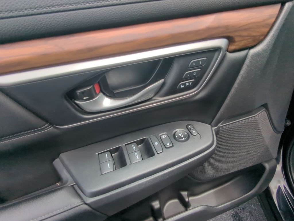 2022 Honda CR-V Touring - Photo 13