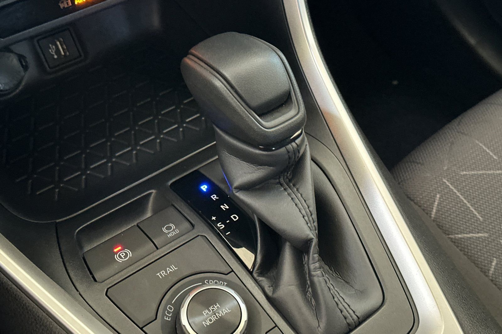 Used 2025 Gray Toyota XLE image 23