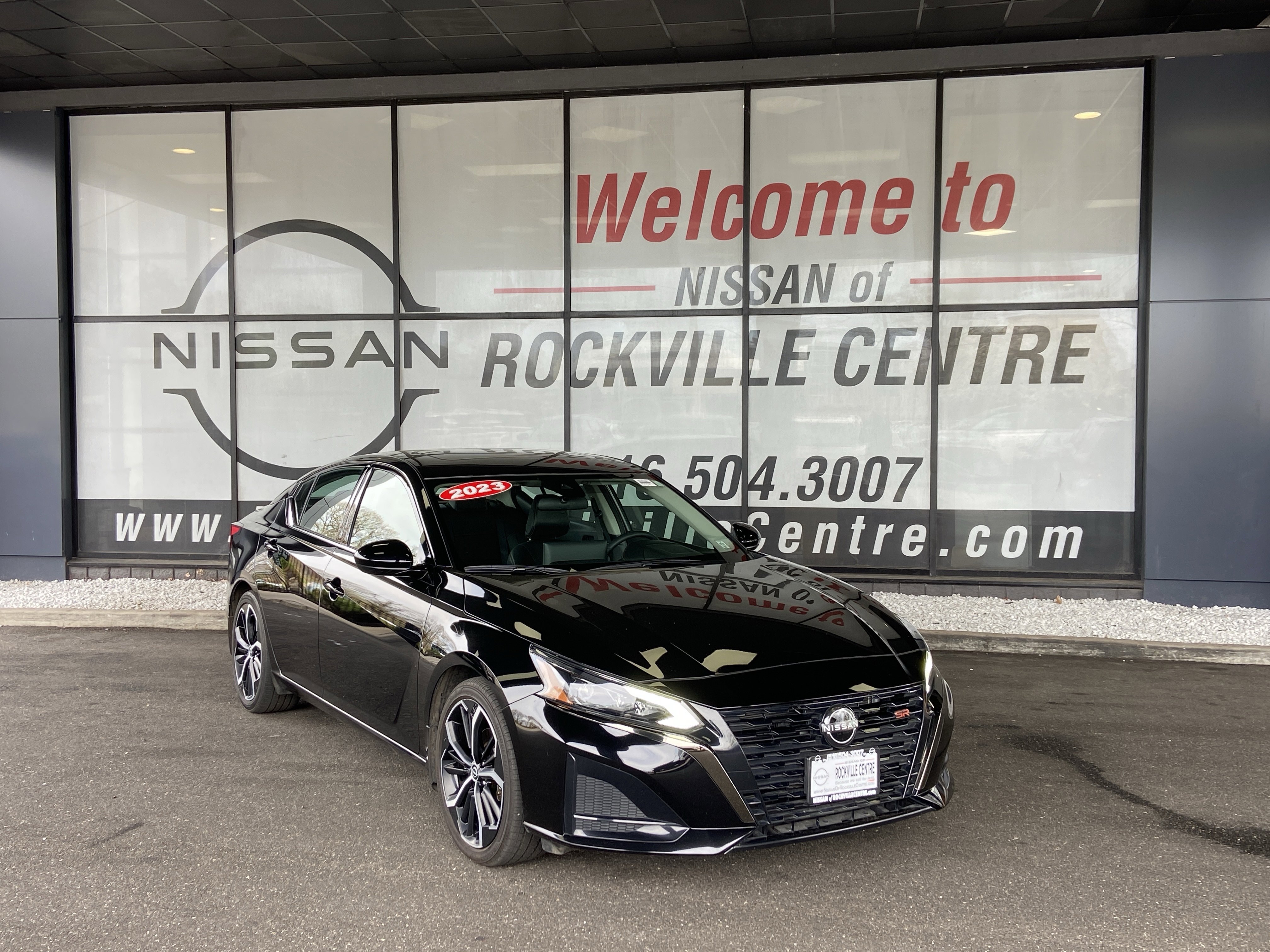 2023 Nissan Altima SR