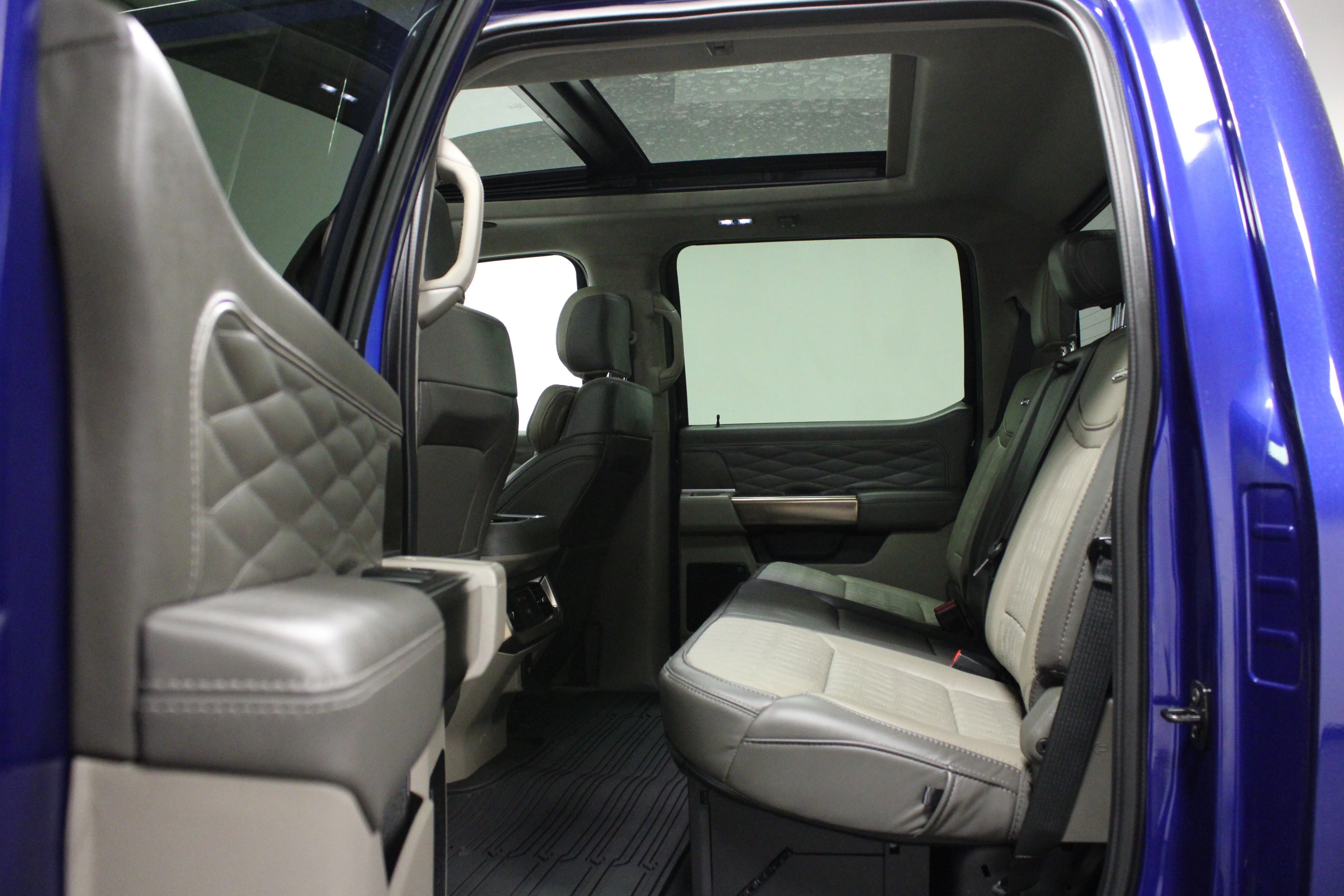 Used 2026 Argon Blue Metallic Ford Platinum image 13