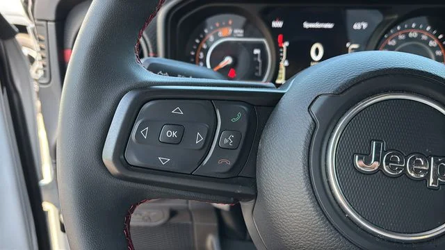 Used 2024 White Jeep Rubicon image 24