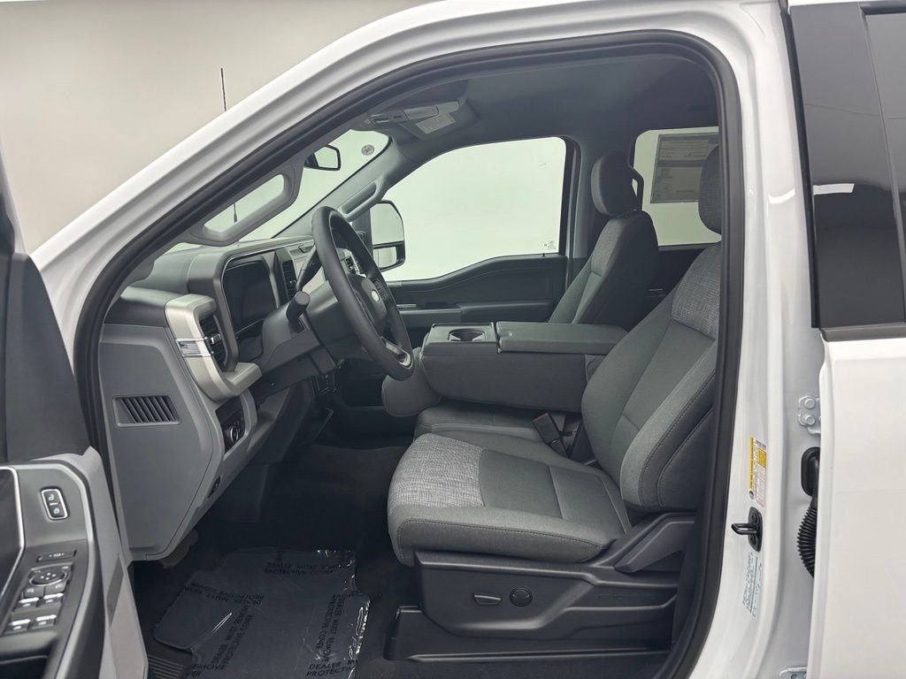 New 2026 White Ford XLT image 23
