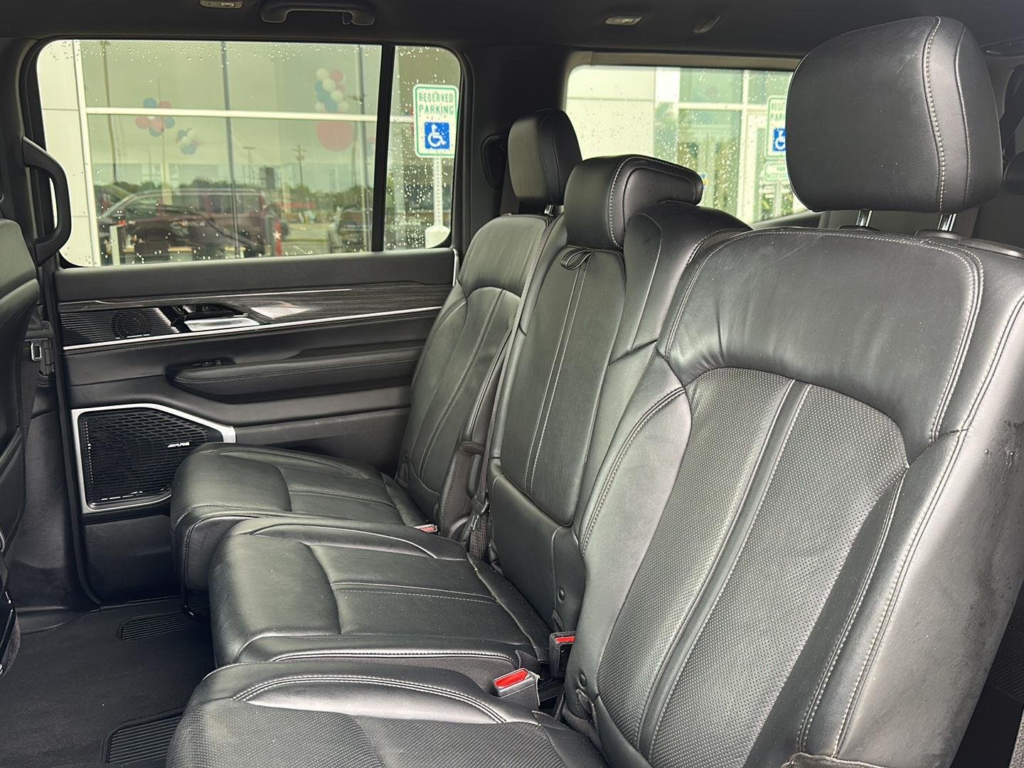 Used 2022 Velvet Red Pearlcoat Jeep Series II image 30