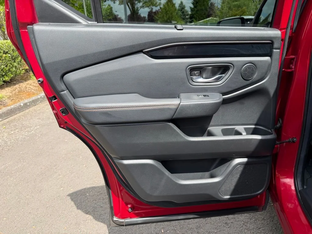 Used 2025 Radiant Red Honda TrailSport image 29