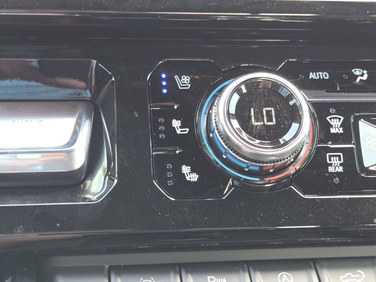 2026 GMC Sierra 1500 AT4 - Photo 7