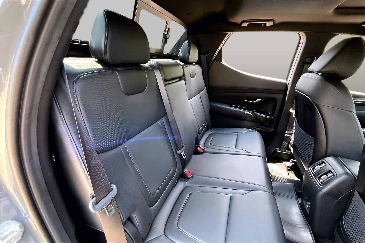 Used 2024 Hampton Gray Hyundai Limited image 20