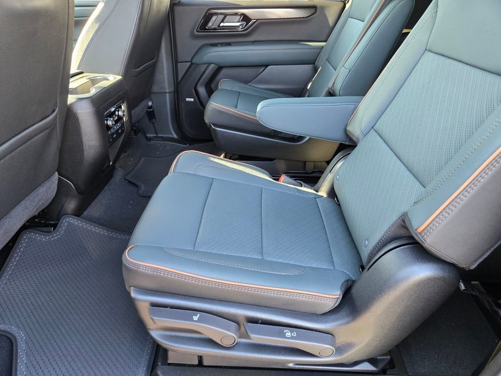 New 2026 Sterling Metallic GMC AT4 image 8