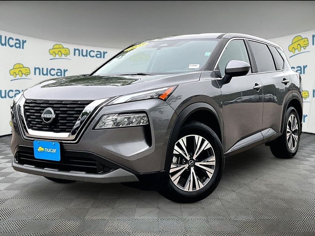 Used 2023 Gray Nissan SV image 3