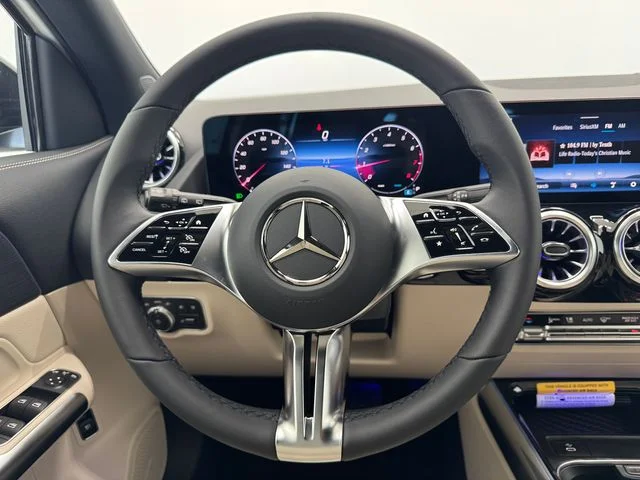 New 2026 White Mercedes-Benz GLA 250 image 24