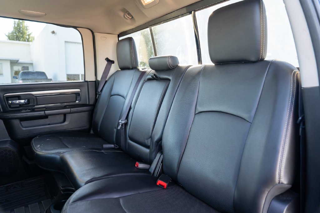 Used 2016 Brilliant Black Crystal Pearlcoat Ram Sport image 25