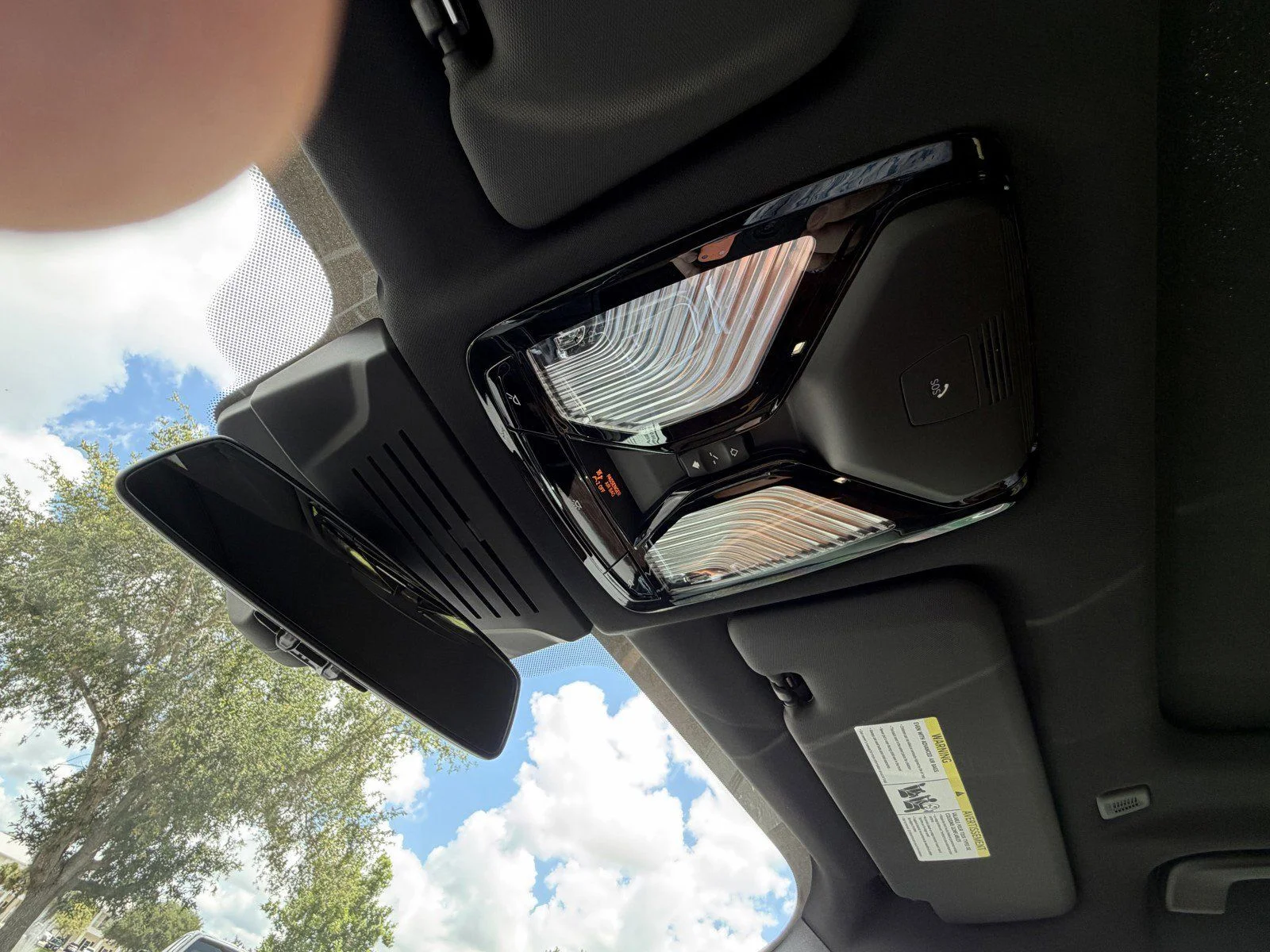 New 2026 Carbon Black Metallic BMW xDrive40i image 36