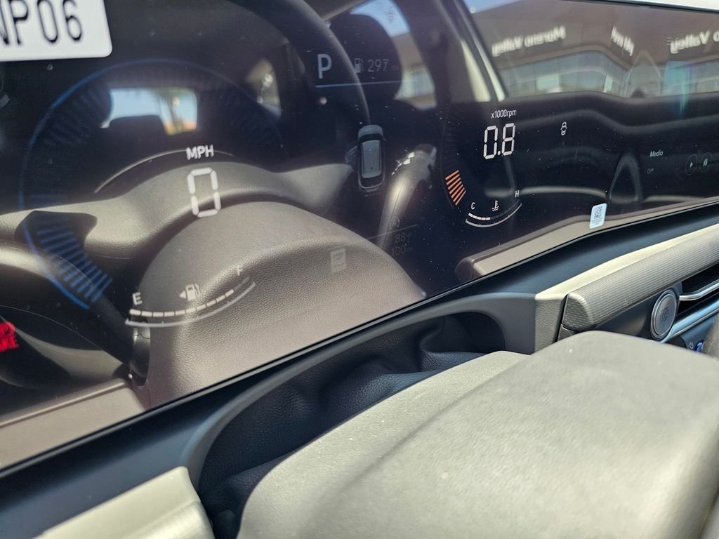 New 2026 White Hyundai SE image 29