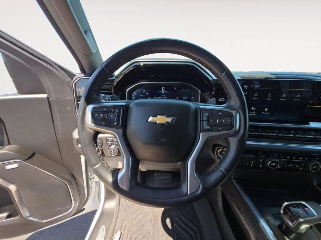 Used 2023 Summit White Chevrolet LTZ image 13