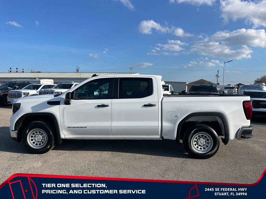 New 2026 Summit White GMC Pro image 4