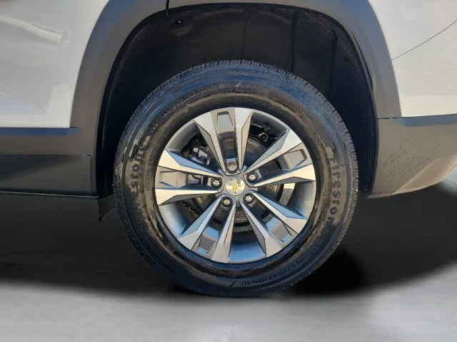 New 2027 Summit White Chevrolet LT image 35