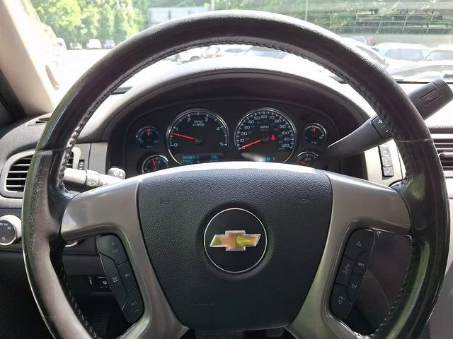 Used 2013 Gray Chevrolet LTZ image 21
