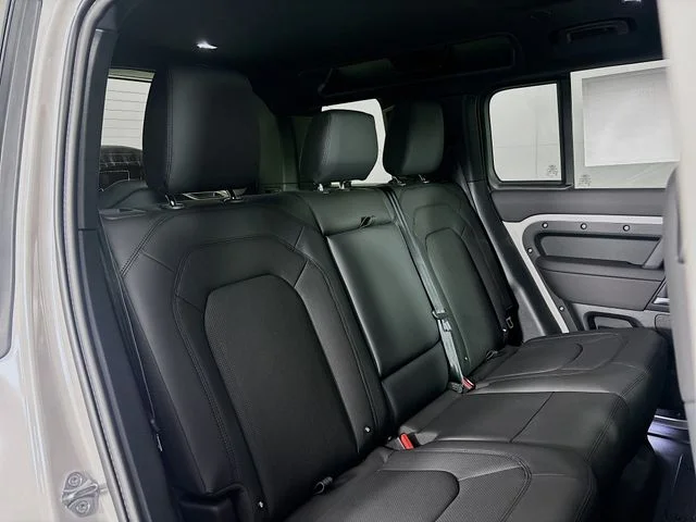 Certified Used 2026 Borasco Grey Land Rover S image 25