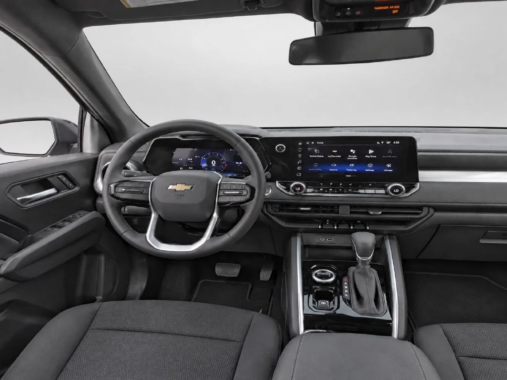 New 2026 Gray Chevrolet LT image 37