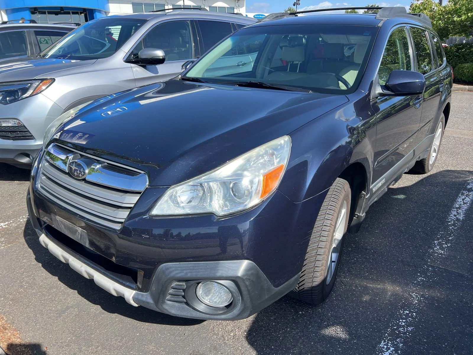 2013 Subaru Outback's photo
