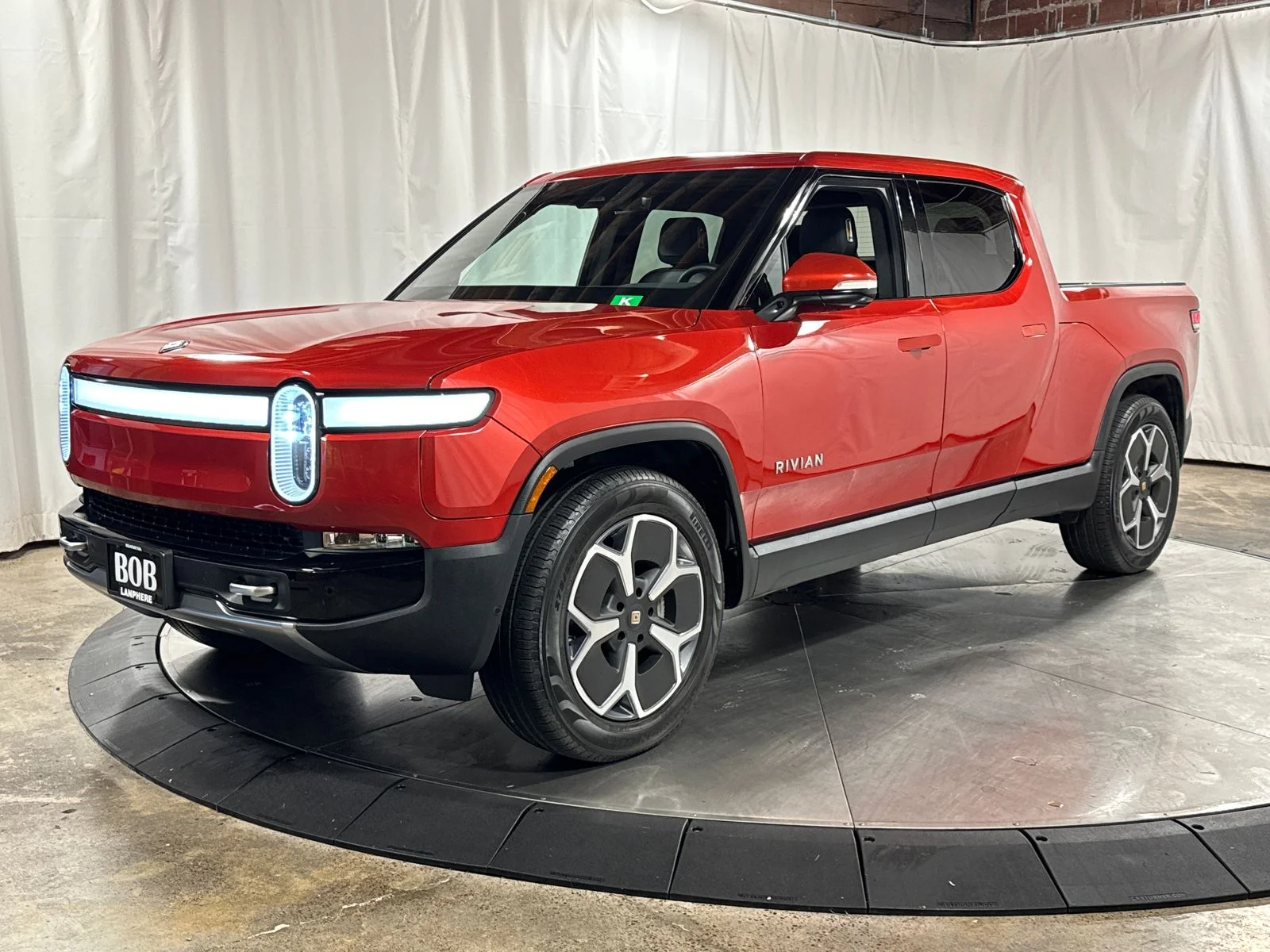 2024 Rivian R1T Adv Performance Dual-Motor Large Pack's photo