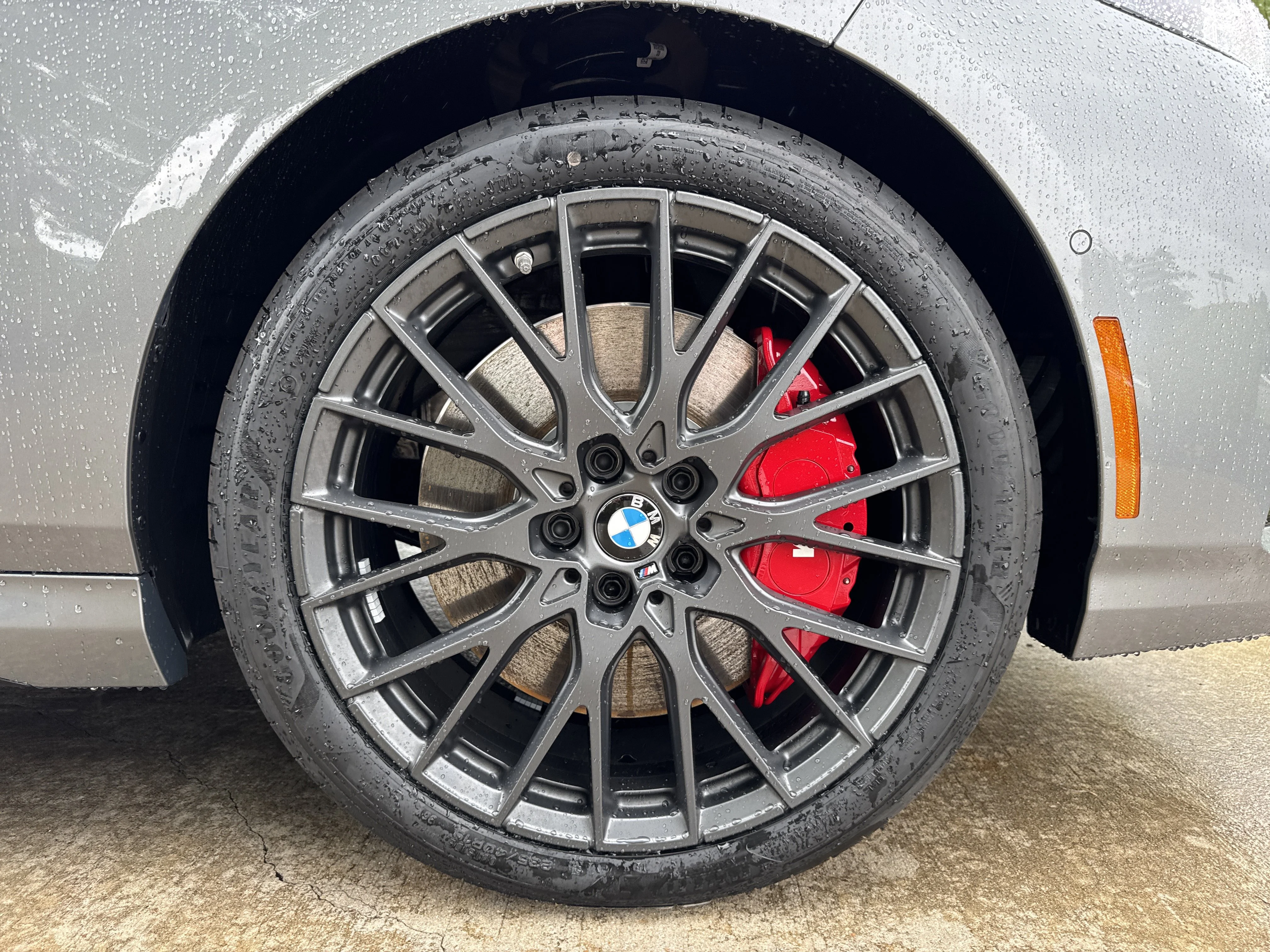 New 2026 0C4W Skyscraper Grey Metallic BMW M235 xDrive image 26