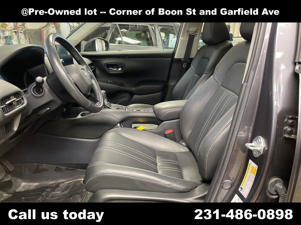 Used 2023  Honda EX-L image 13