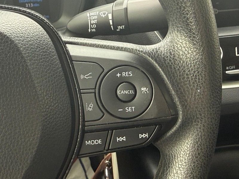 Used 2021 Celestite Toyota LE image 21
