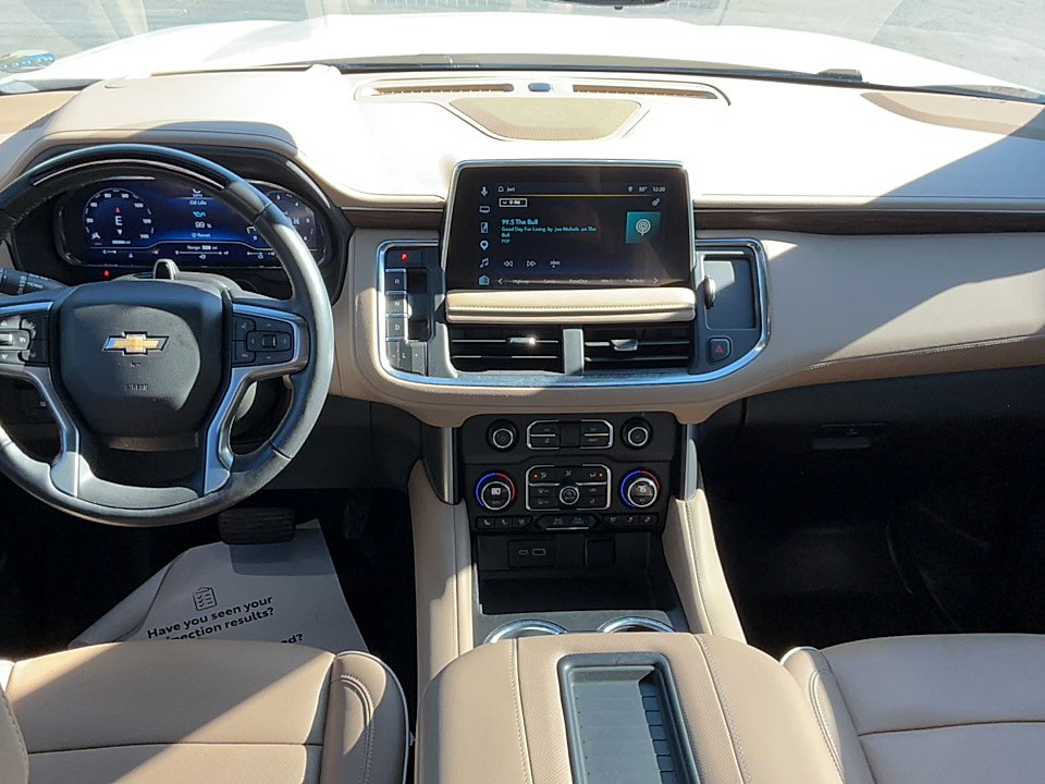 Used 2024 Iridescent Pearl Tricoat Chevrolet 4WD Premier image 13