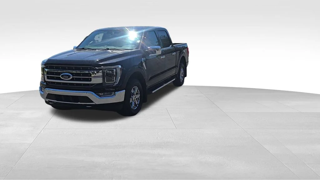 Used 2021 Black Ford Lariat image 3