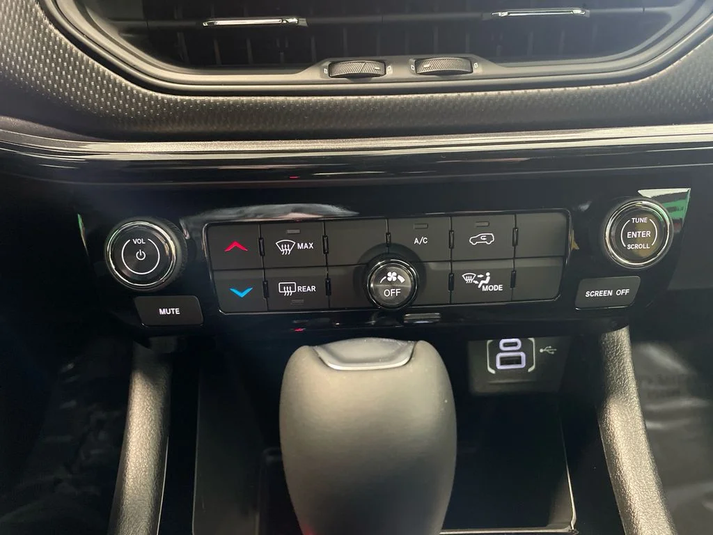 New 2026 Joose Exterior Paint Jeep Latitude Altitude image 19