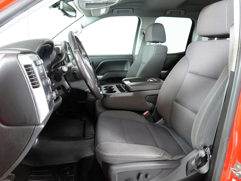 Used 2018 Red Chevrolet LT image 11