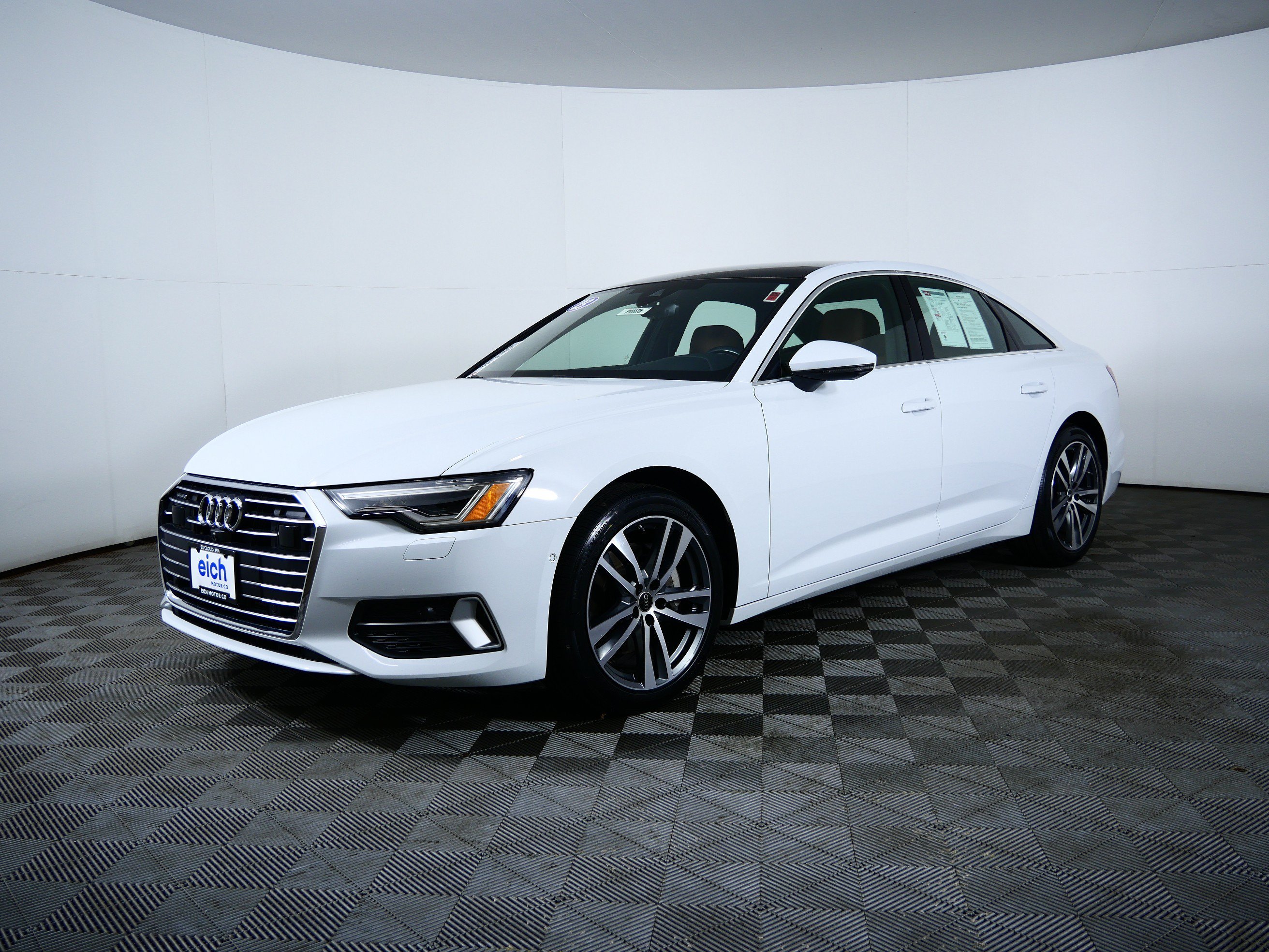 Used 2023  Audi Premium Plus image 3