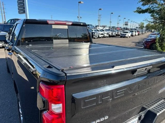 Used 2019 Black Chevrolet High Country image 20