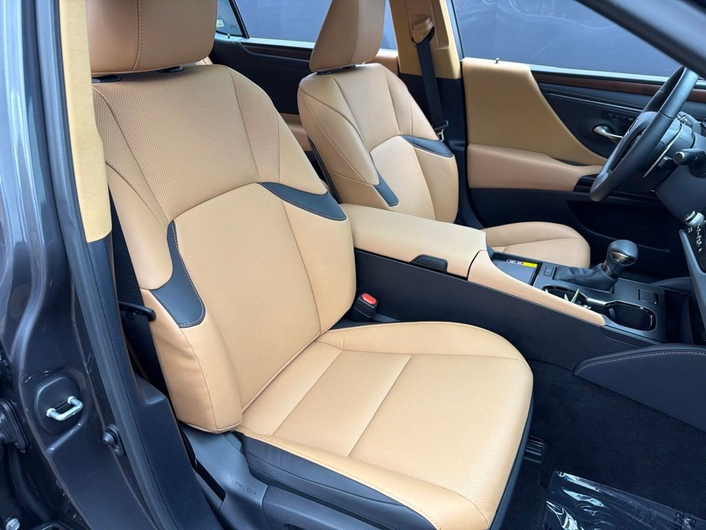 Certified Used 2025 CLOUDBURST GRAY Lexus 350 image 28