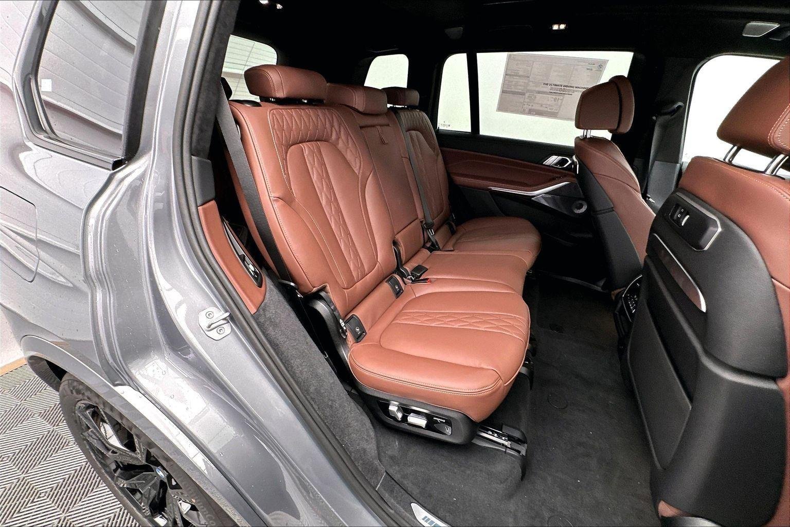 New 2027 Skyscraper Grey Metallic BMW M60i image 31