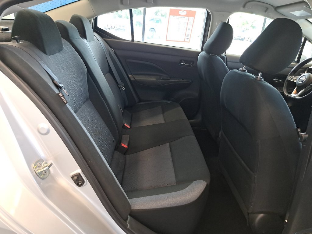 Used 2025 Silver Nissan 1.6 SV image 34