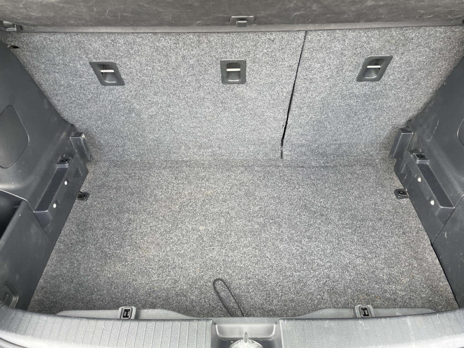 Used 2013 Metallic Star Silver Suzuki Crossover Premium image 18