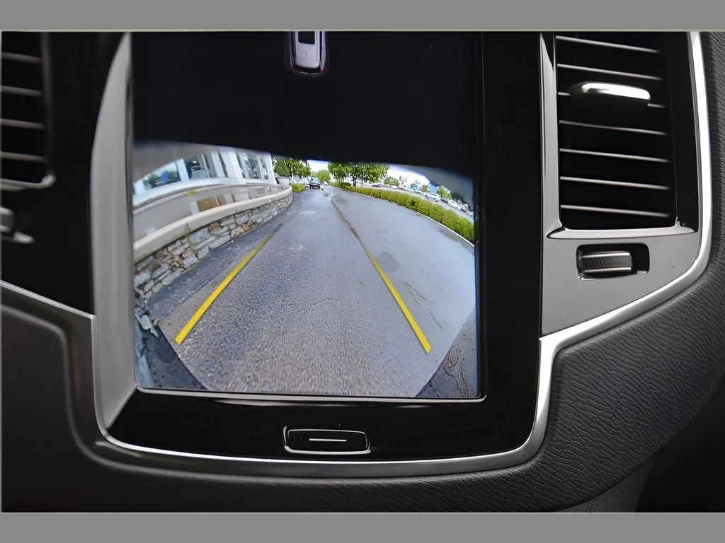 Certified Used 2023 Onyx Black Metallic Volvo Plus image 23