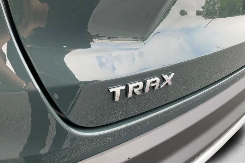 2025 Chevrolet Trax LT - Photo 28