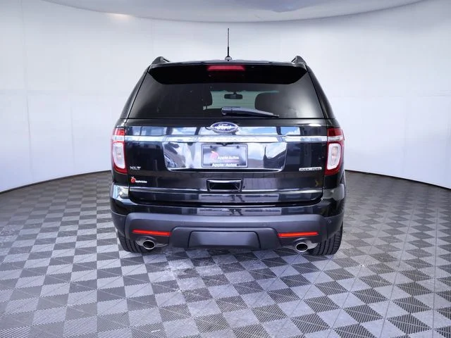 Used 2014 Black Ford XLT image 7