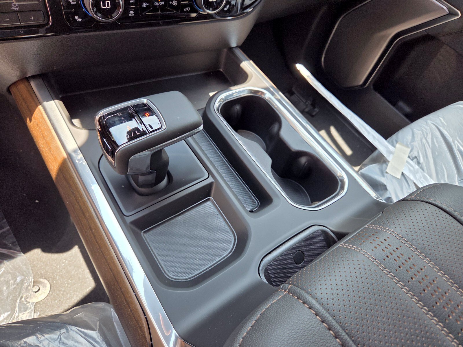 2026 Chevrolet Silverado 1500 High Country - Photo 25