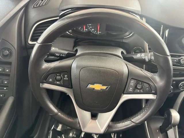Used 2018 Red Chevrolet LT image 23