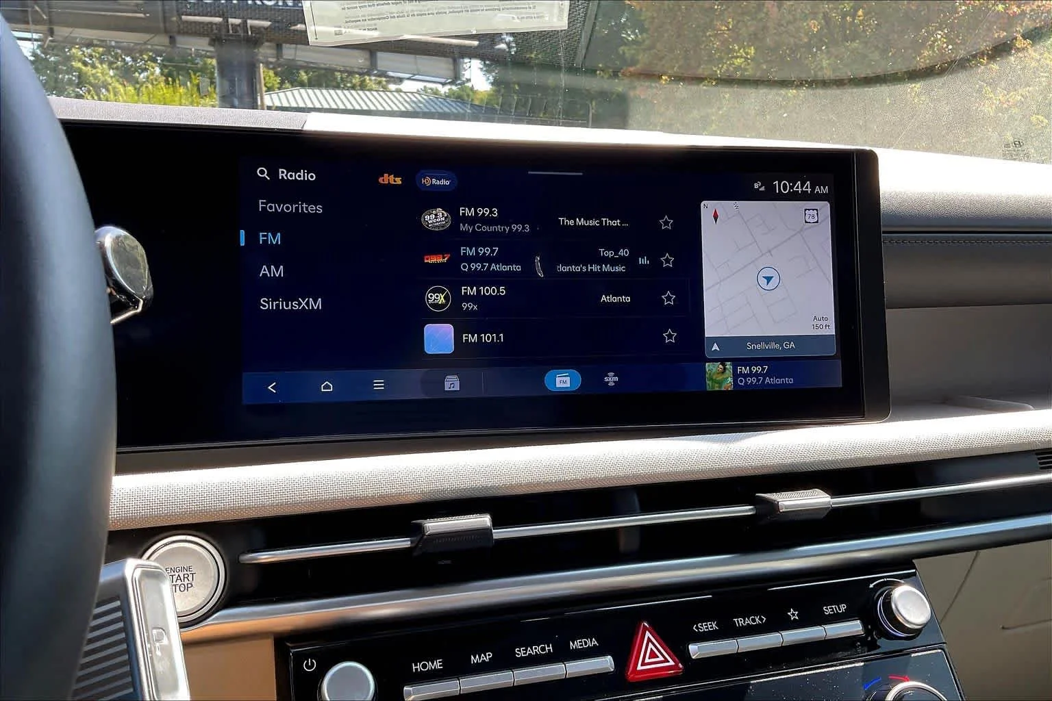 Used 2025 Titan Gray Hyundai Limited image 63