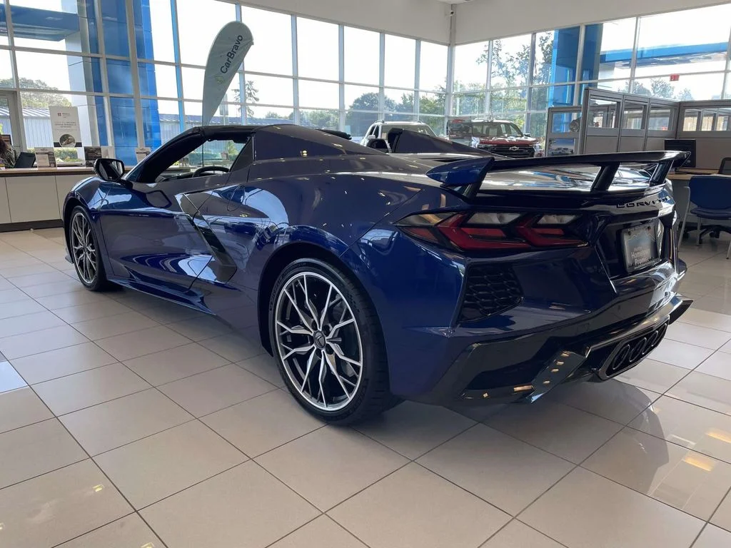 New 2027 Admiral Blue Metallic Chevrolet 2LT image 4