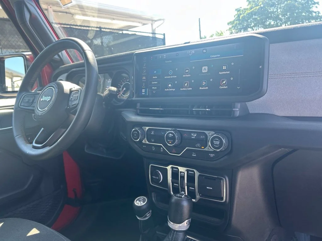 Used 2024 Red Jeep Sport S image 25