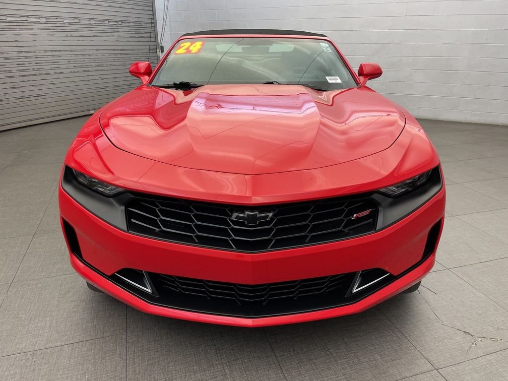 Used 2024 Red Chevrolet 3LT image 9