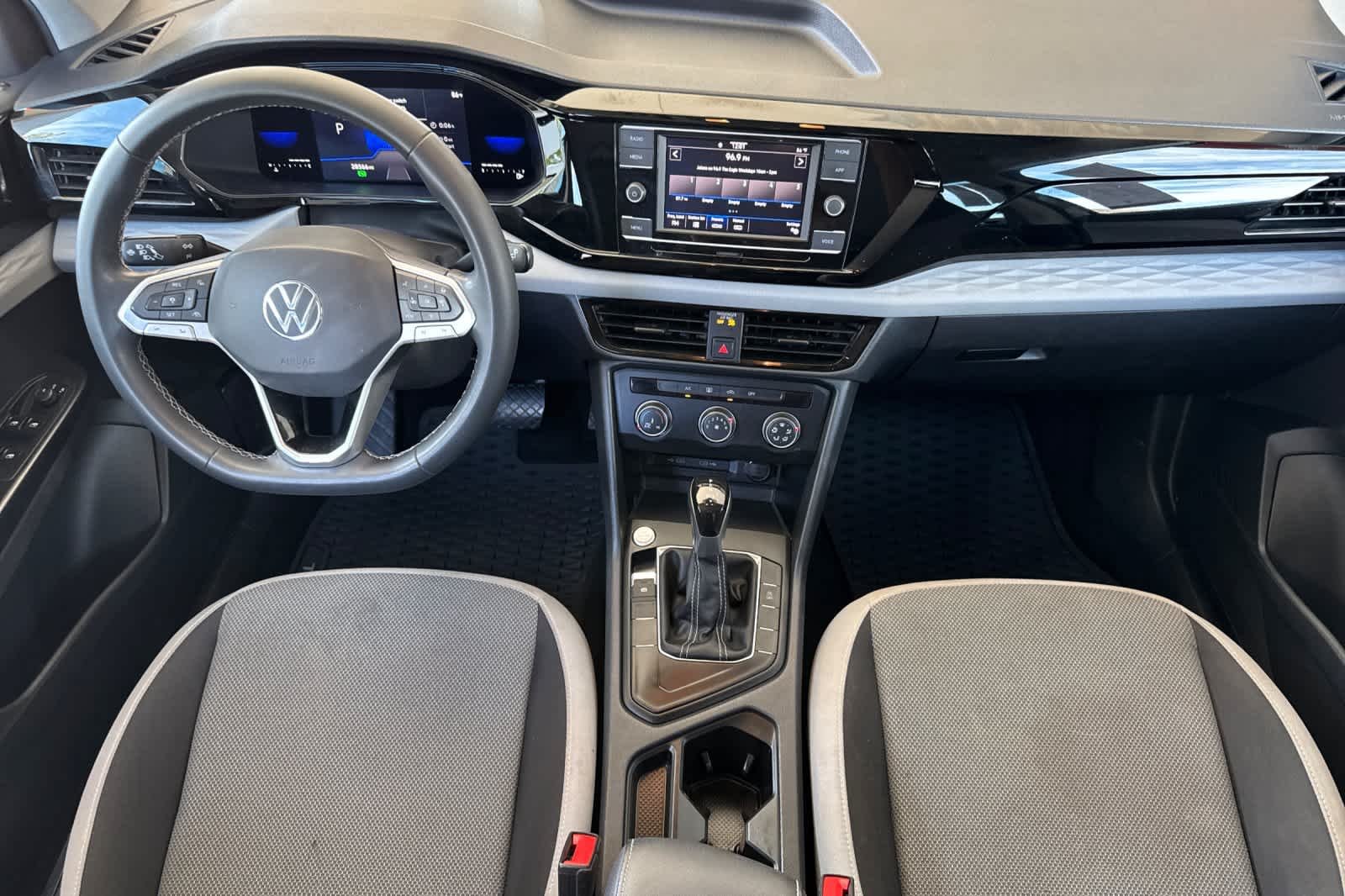 Used 2022 Platinum Gray Metallic Volkswagen S image 3