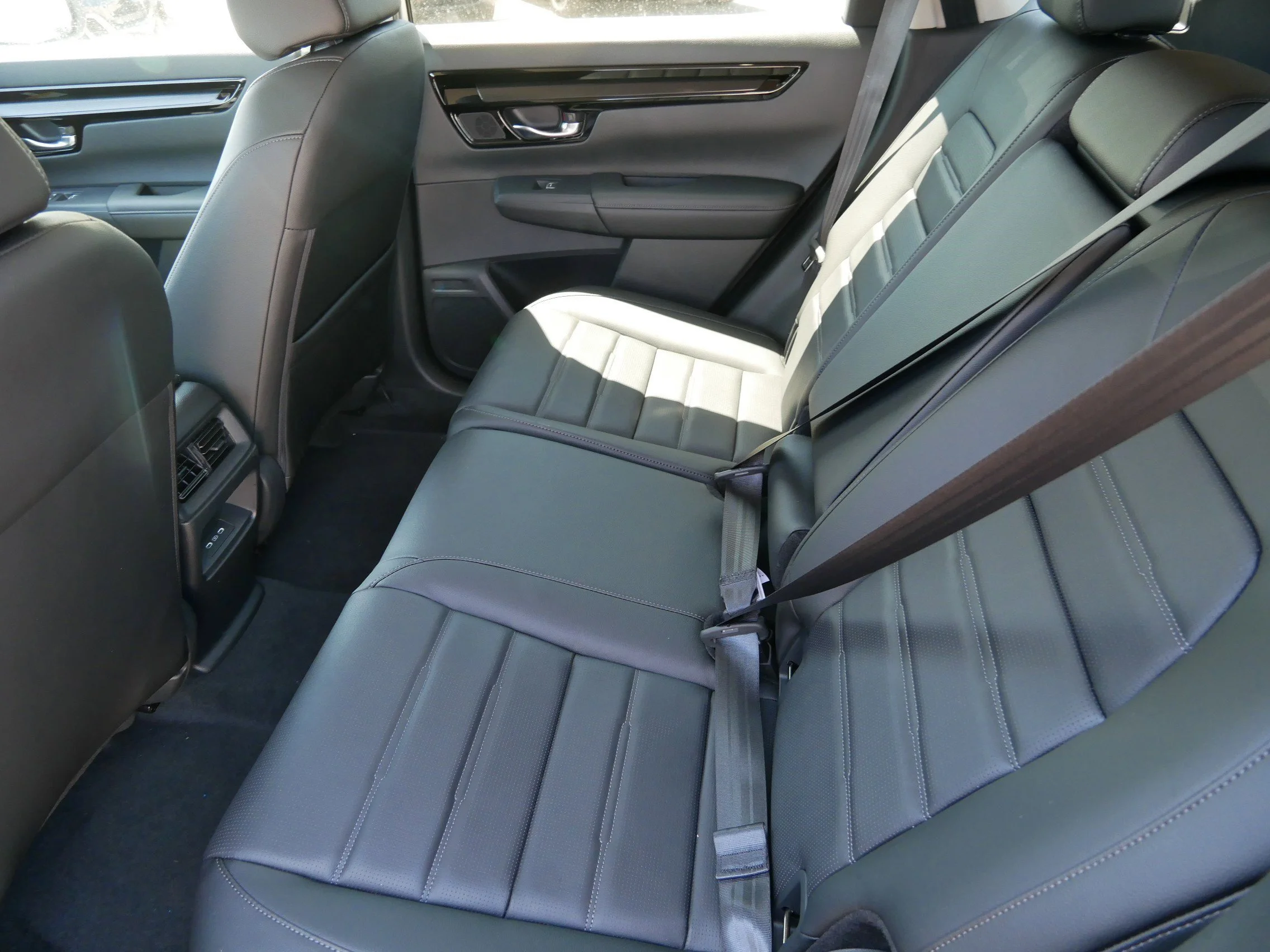 New 2026 Urban Gray Pearl Honda EX-L image 8
